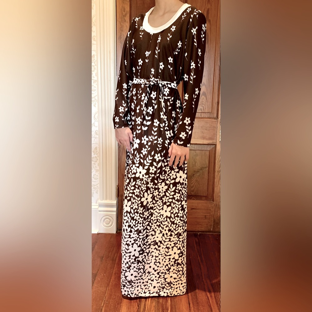 SOLD Vintage long sleeve brown dress with white flowers & matching belt.